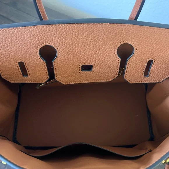 Tan Structured Satchel with Gold Hardware - Picture 4 of 11